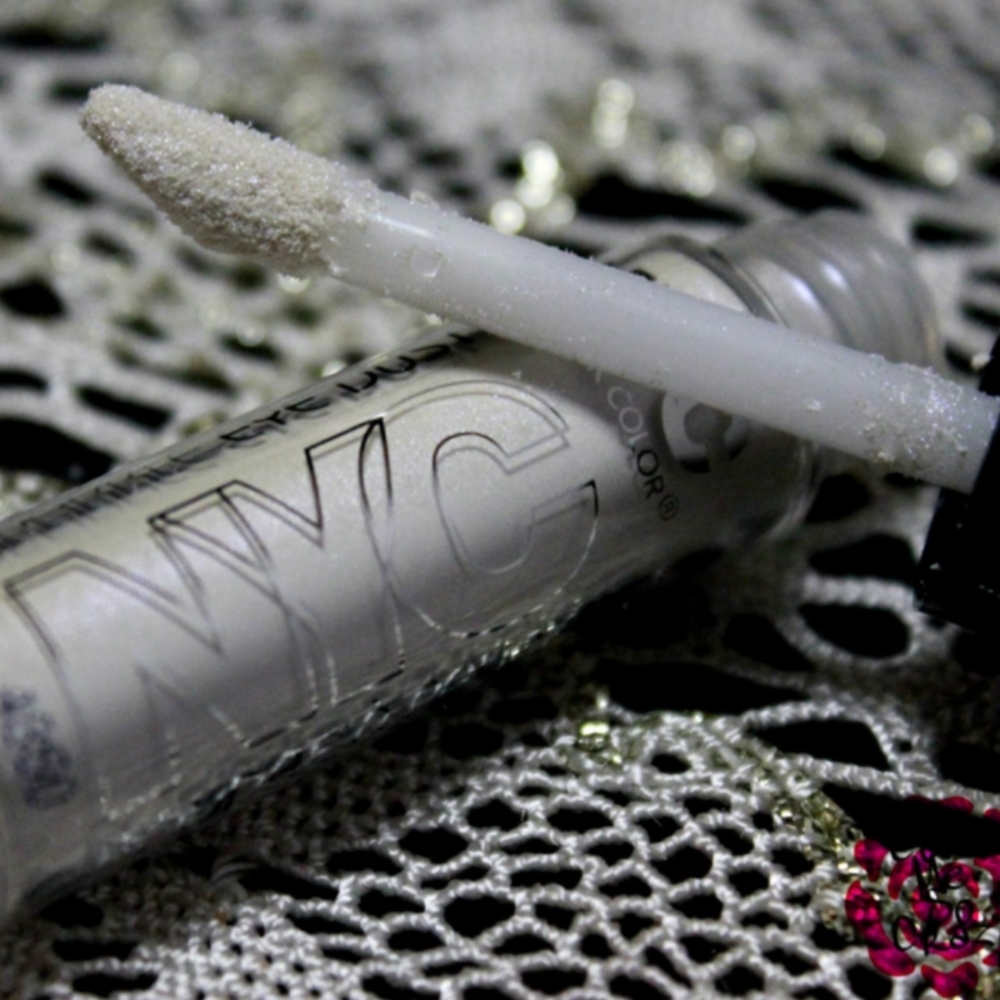 🤍 (Retired) NYC Color Shimmering Eye Dust - Opal Sparkle - Picture 2 of 6